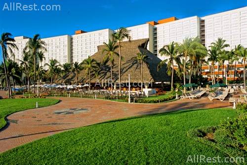 Sheraton Buganvilias Resort & Convention Center 